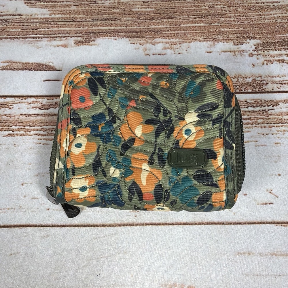 Lug Splits RFID Compact Wallet Quilted Abstract Floral Orange Green Zip Around